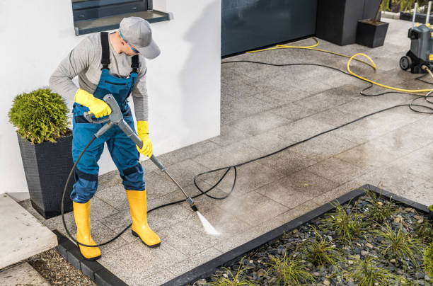 Best Roof Power Washing Services  in Crookston, MN